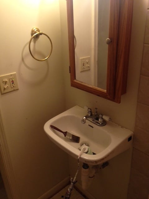 Bath Sink - 12424 Dewey Rd