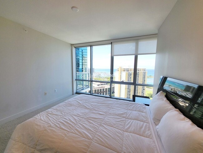 Building Photo - Waihonua #3102 | Honolulu, HI