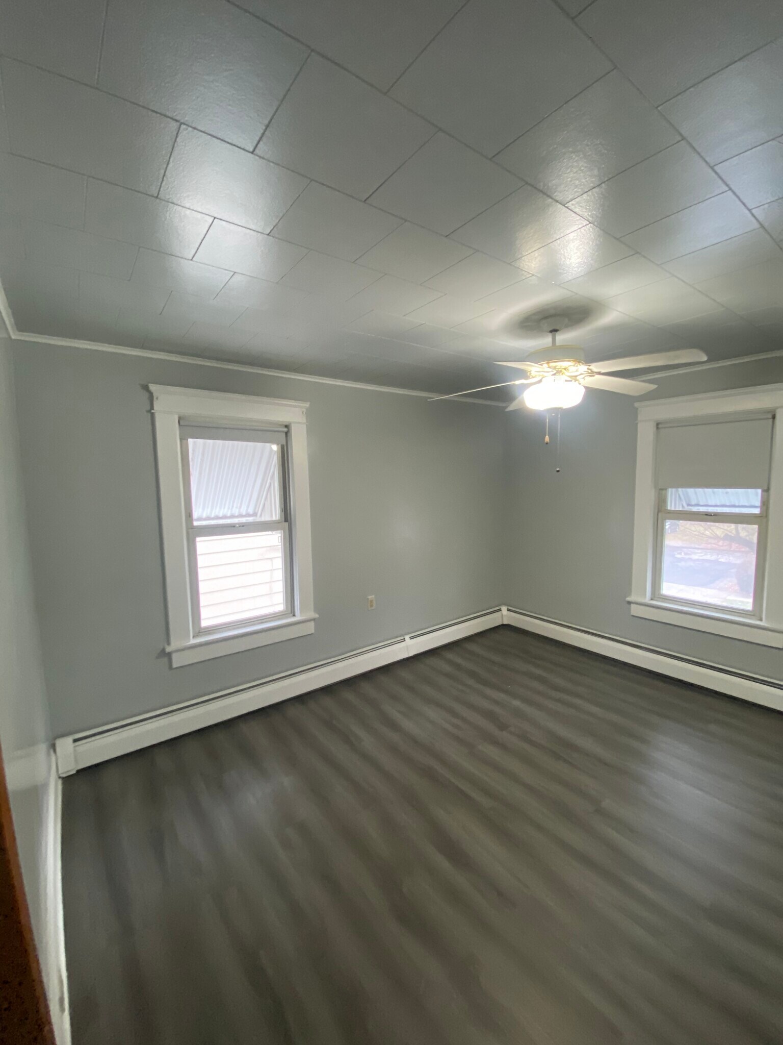 2nd floor bedroom - 129 Price St