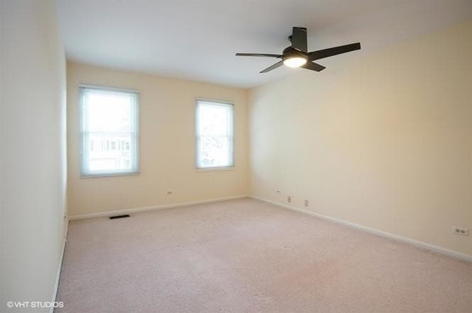 Building Photo - 2565 College Hill Cir