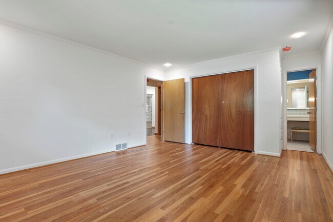 Master Bedroom - 2663 Charing Rd