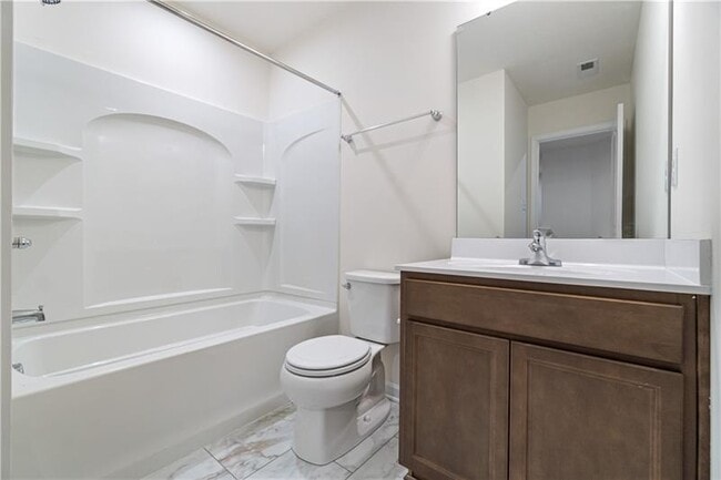 Building Photo - 135 Affinity Dr