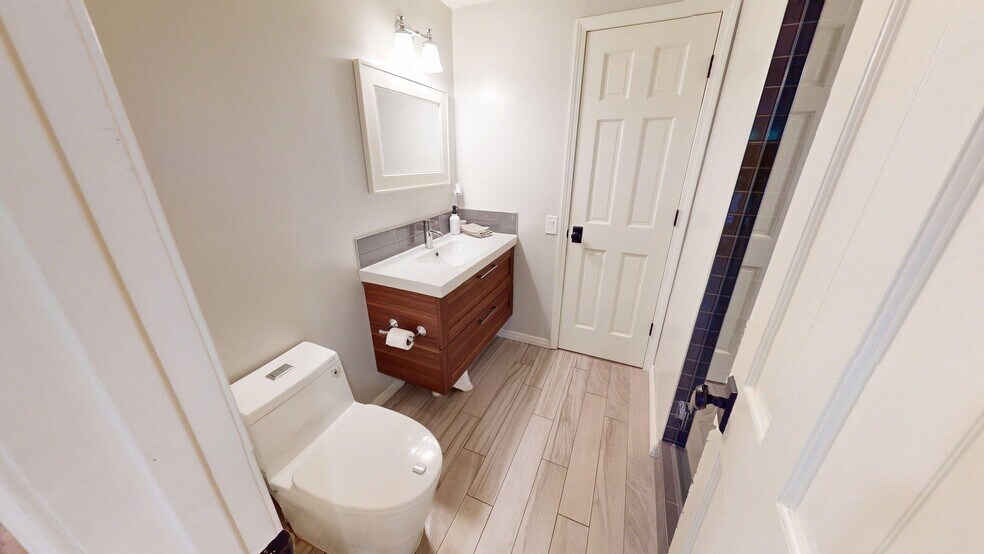 Building Photo - 30621 Sandtrap Dr
