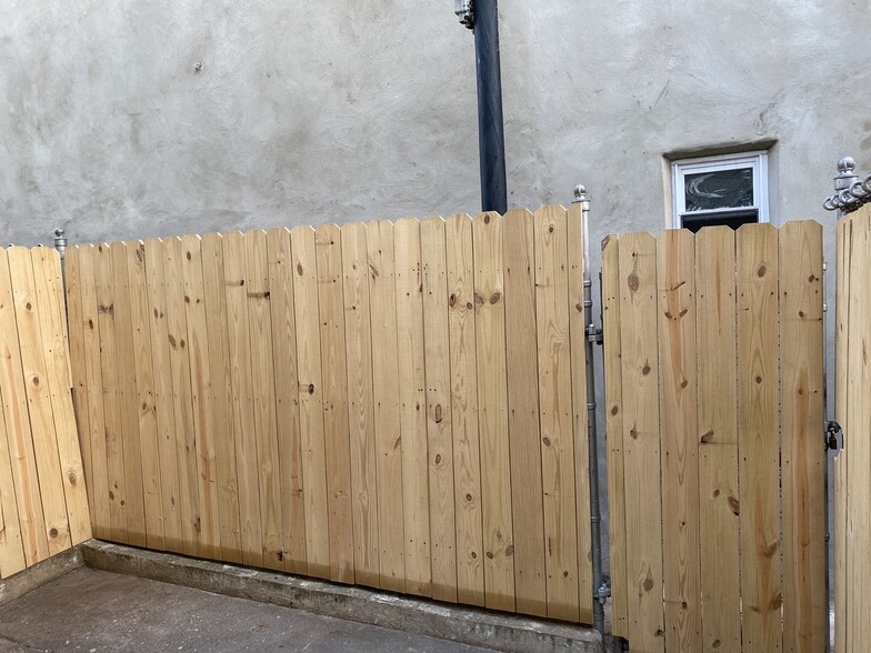Rear Fenced Yard - 3145 Almond St