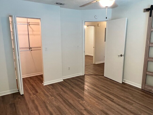 Building Photo - Charming 3BR, 2BA home next to DeSoto Park