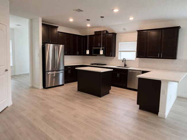 Building Photo - 10020 Levelland Pl