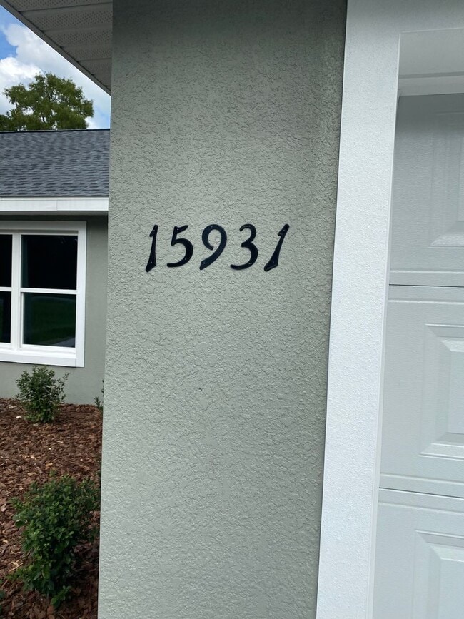 Building Photo - Beautiful  Home - 3/2/2 **WON"T LAST**