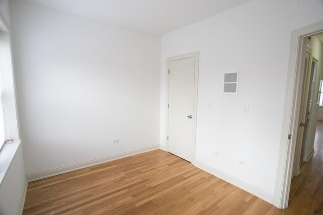 Floorplan - 5401-5405 S. Drexel Boulevard