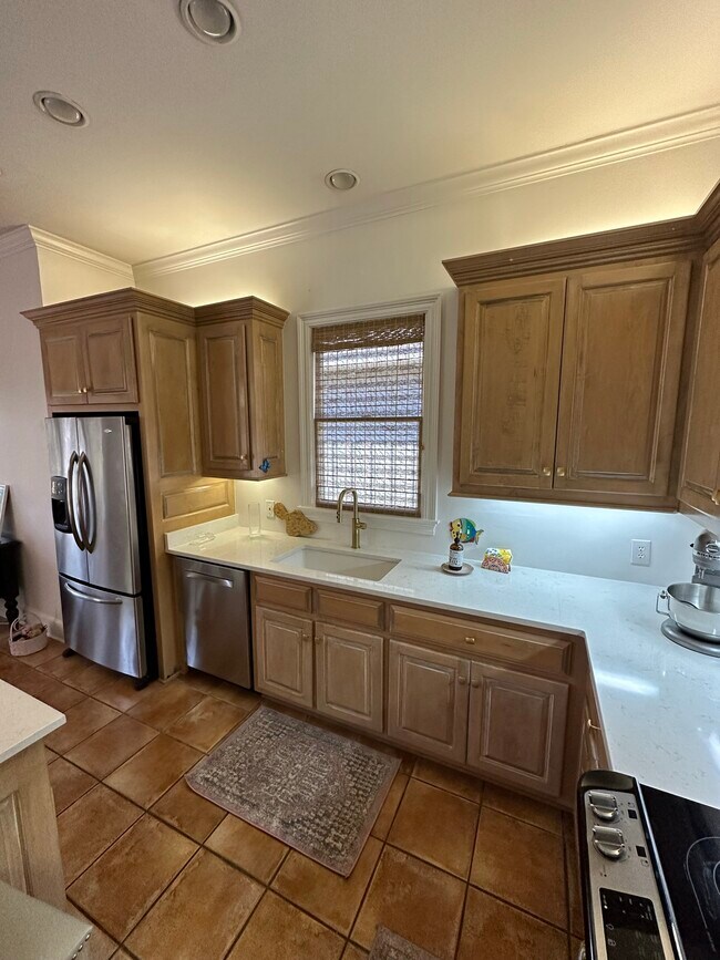 Building Photo - 103 Oak Bend Ct