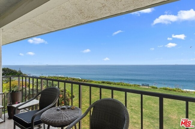 Building Photo - 29700 Zuma Bay Way