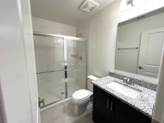 Building Photo - 758 Stoney Pointe Cir