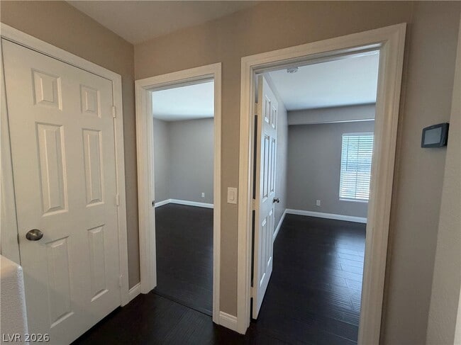 Building Photo - 9655 Silver City Dr