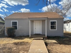 Building Photo - 203 N Kentucky St