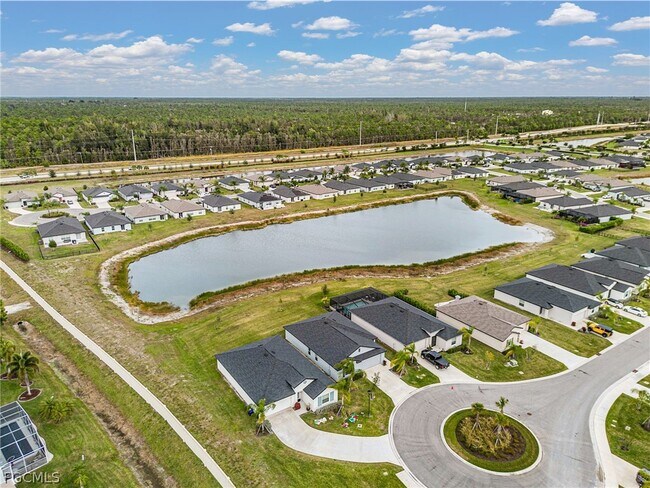 Building Photo - 4007 San Clemente Ct