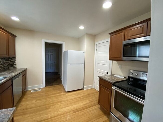 Building Photo - Beautiful Home In Berrien Springs