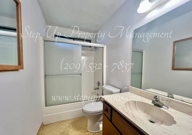 Building Photo - Cozy All Electric, 3 Bed 2 Bath Home in Phoenix Lake Estates!