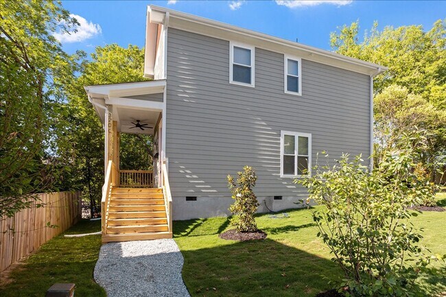 Building Photo - Brand New 2 Bedroom, 2 Bath Duplex in Downtown Durham!