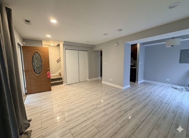 Building Photo - 6 Fernwood Dr