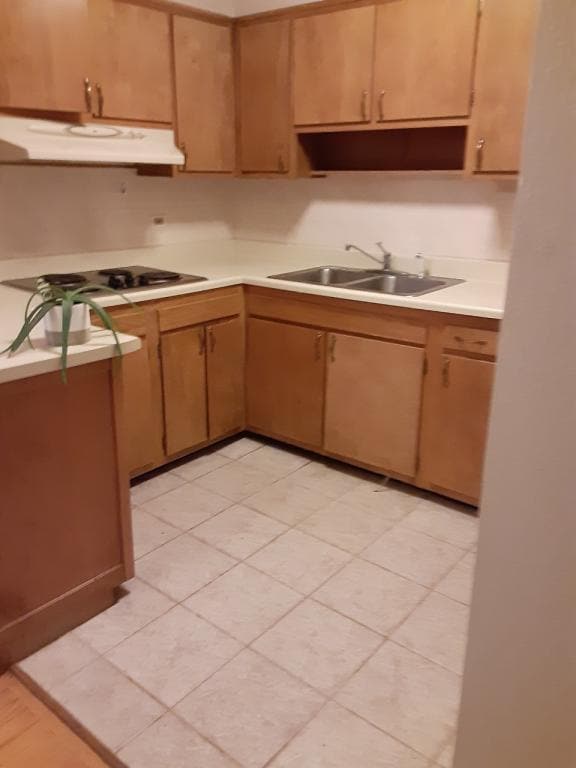 Building Photo - 554 Pershing Ave