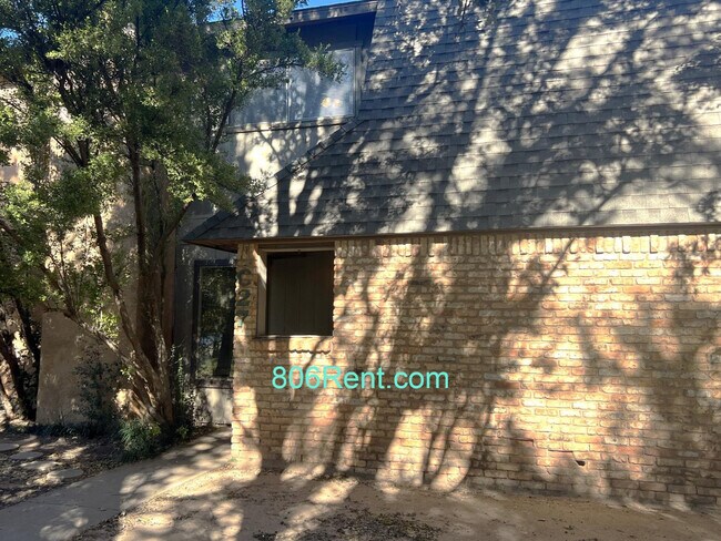 Primary Photo - 8633 Knoxville Dr