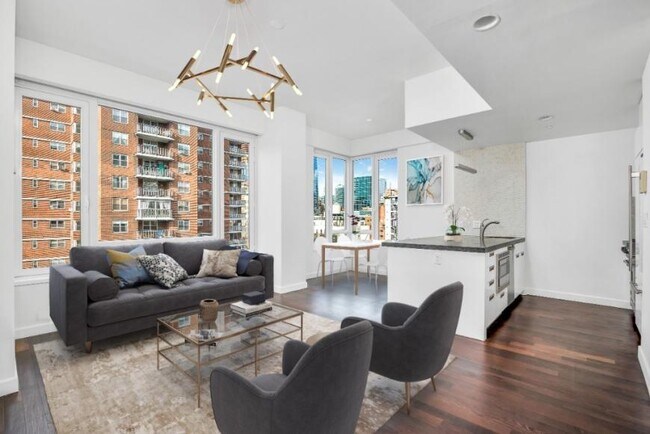 Building Photo - 2 bedroom in New York NY 10001