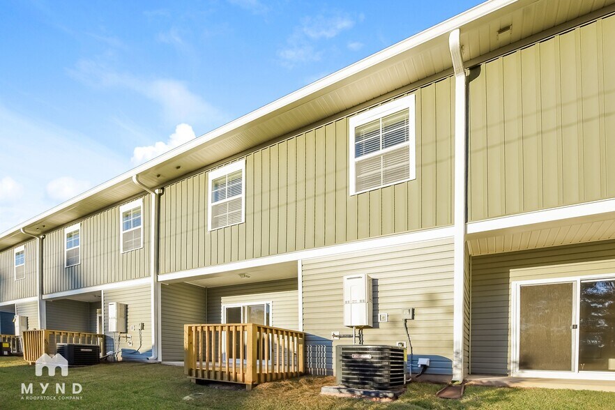 Building Photo - 308 High Grv Wy