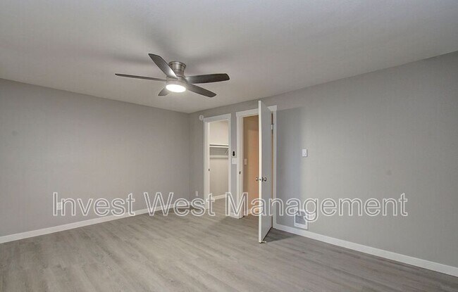 Building Photo - 224 NW 12th Ave