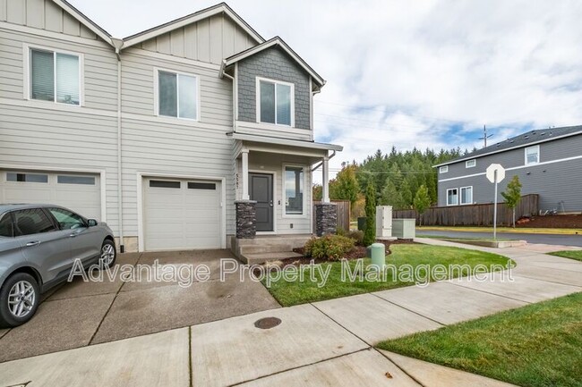 Building Photo - 5587 NW Torchcrest Pl