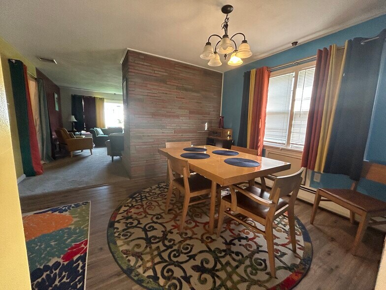 Building Photo - 226 South St