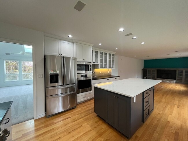 Building Photo - Incredible Sexton Mountain/Murray Hills 4 bed, 3 bath Home! + HUGE BONUS ROOM! Fenced Yard, updat...