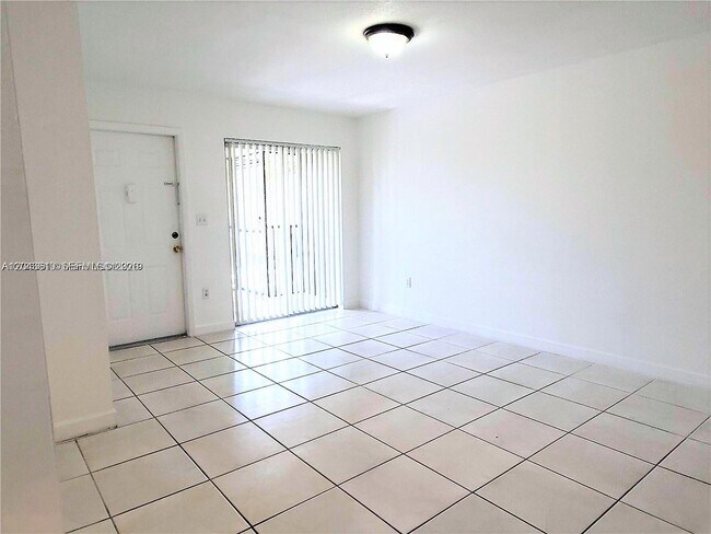 Building Photo - 15659 SW 73rd Cir Terrace
