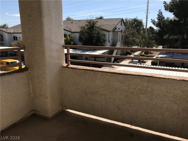Building Photo - 5650 E Sahara Ave