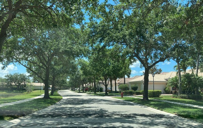 Building Photo - 8251 Tobago Ln