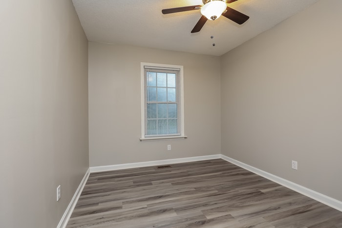 Building Photo - 249 Cranklen Cir