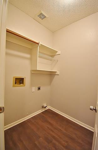 Building Photo - 1402 Lost Creek Dr