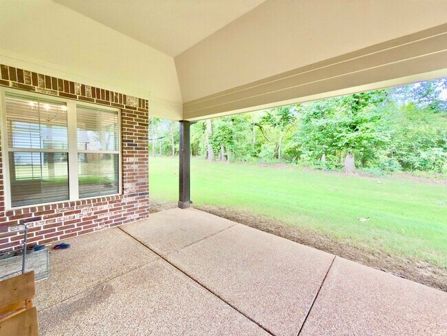 Building Photo - 1157 Mountain Side Dr