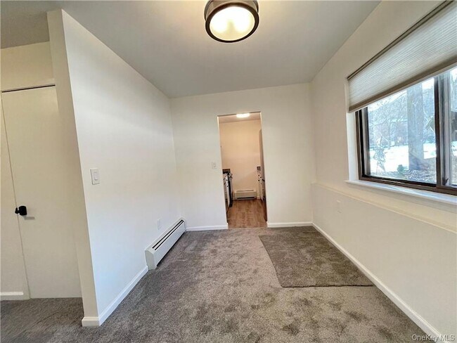 Building Photo - 27 Tanager Rd