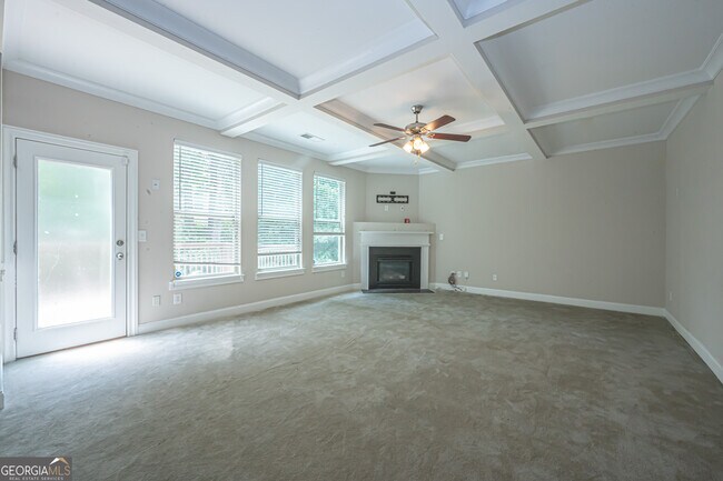 Building Photo - 1675 Great Heron Cove