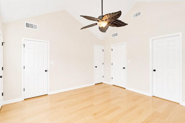 Building Photo - 1264 Watercrest Cir