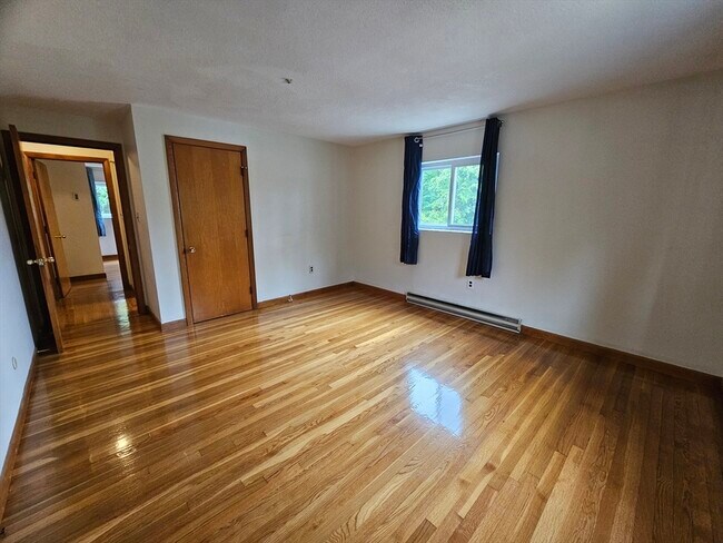 Building Photo - 150 Barham Ave