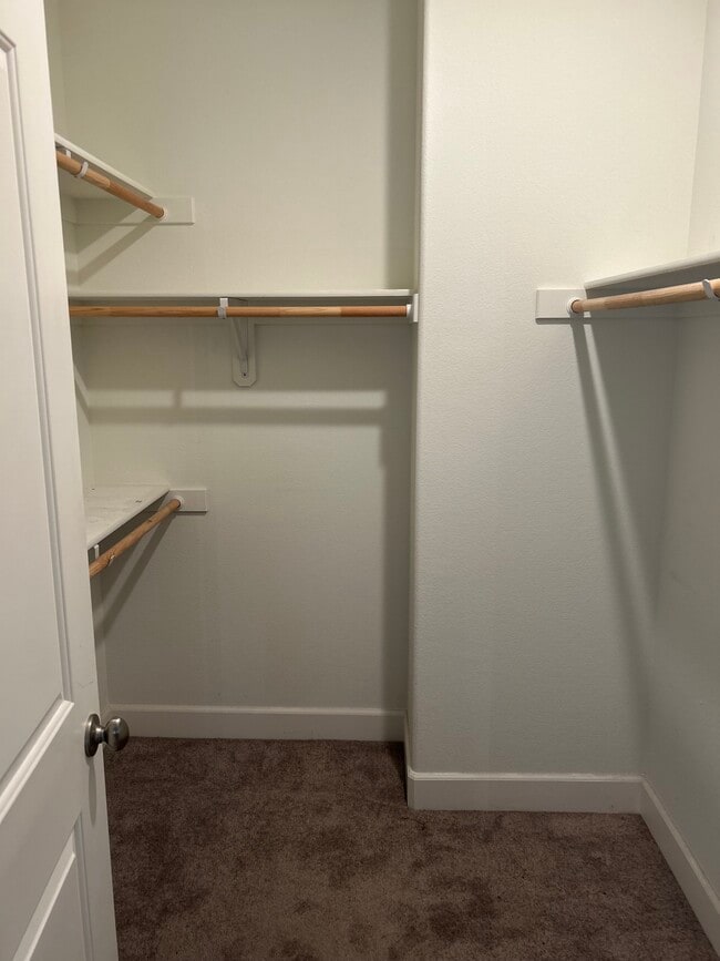 Building Photo - 1845 Dark Horse Rd