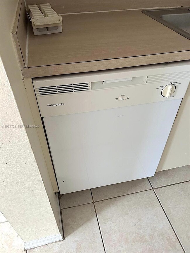 Building Photo - 3690 N 56th Ave