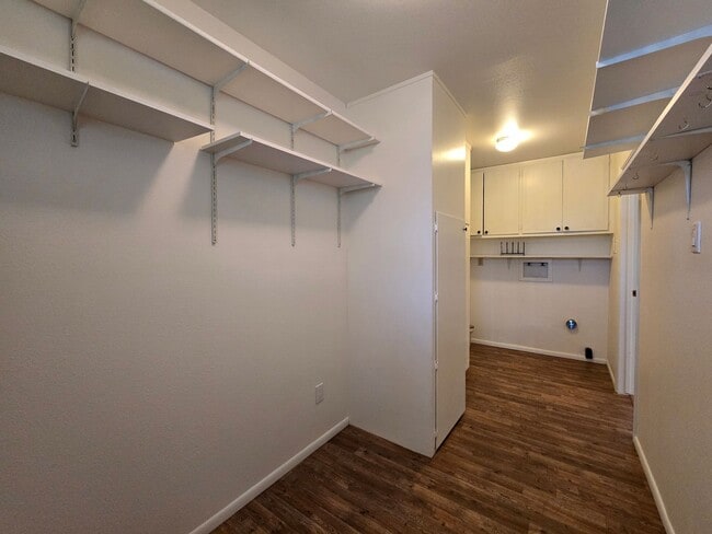Building Photo - 112 Calle Palomita