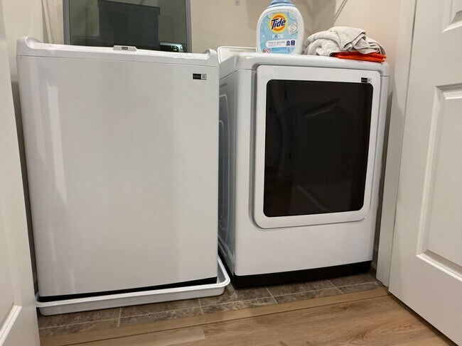 Building Photo - 3153 Horizon Rd