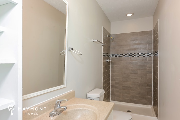 Building Photo - 5059 Wycliffe Dr SW