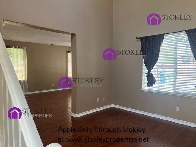 Building Photo - Stokley Properties Presents 123 Knights Bi...