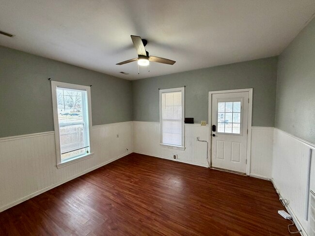 Building Photo - 416 Jackson St