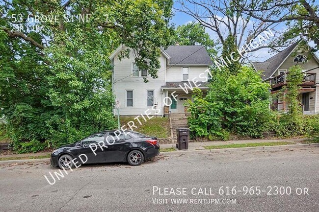 Building Photo - 53 Grove St NE