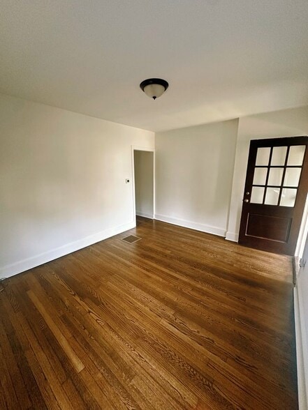 Living Room - 42 Center St