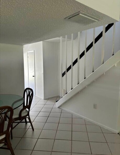 Building Photo - 3351 Ramblewood Ct